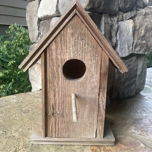 Birdhouse. Wood. Handmade.